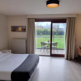 Viesnīca Hotel Westendia inclusief Parking and Top Breakfast ! pilsētā Midelkerke