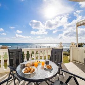 Apartment on Beach Mijas, hotel in Mijas Costa