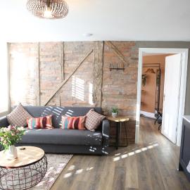 no 12 - Stunning Self Check-in Apartments in Worcester Centre, хотел в Устър