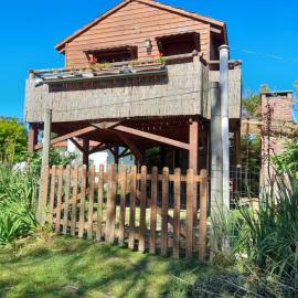 Cabaña Picaflores, hotel i Barra de Valizas