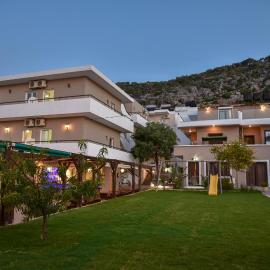 Iraklis Apartments, hotel em Stalida