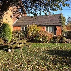 The Barn ‘number 6’, hotel di Hale