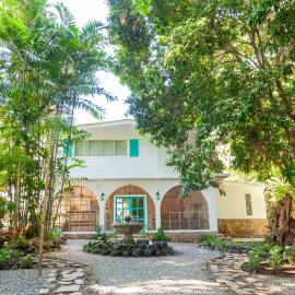 Angeli Gardens Boutique Hotel, hotel in San Pedro Sula