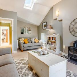 Broadrock Accommodation - Clock Cottage, hotelli kohteessa Chepstow