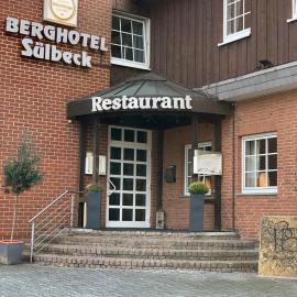 Berghotel Sülbeck, hotelli kohteessa Nienstädt