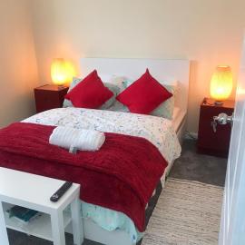Luxurious & Spacious 5 Bedroom Property, hotel en Belvedere