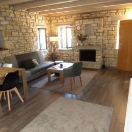 Kalpaki stone apartment 2.