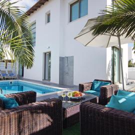 Villa Serena, hótel í Protaras