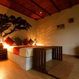 Kele Yala, hotel sa Yala