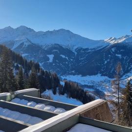 Newly renovated LOVErbier steps from Place Central, hotel en Verbier