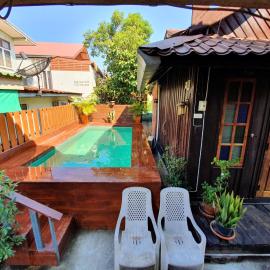 KTT Resort and Motorbike & Bicycle for rents Sukhothai, hotel v destinácii Sukhothai