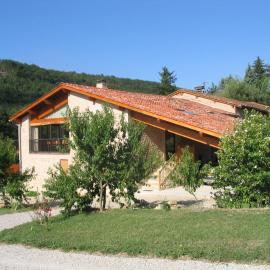 Chambre d'Hôtes La Bourdasse, хотел в Loubens