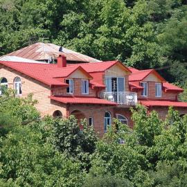 Zandarashvili Guest House, hotel in Sighnaghi
