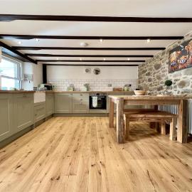 Arrowan Common Farm Cottages, hotel v destinácii Coverack