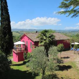 Holiday Home Podere Conte Francesco-Alvino by Interhome, hotel u gradu Čertaldo