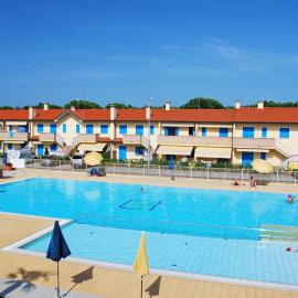Apartment Solmare-31 by Interhome, hotel in Rosapineta