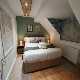 Riverwood Retreat - Self Contained Lux Apartment, Close to the Celtic Resort