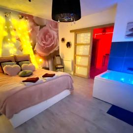 COSY & SPA Appartement Luxe JACUZZI SAUNA Suite Cristal