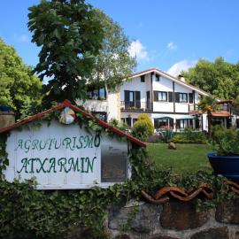 Agroturismo Atxarmin, Hotel in Elosu