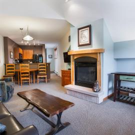 Zephyr Mountain Lodge, Condo - 2 bedroom Continental Divide Views Select Rated Condo 2608: Winter Park şehrinde bir otel