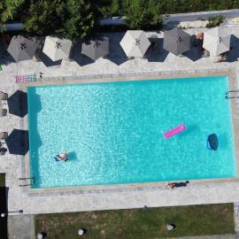 Sausan Hotel, hotelli kohteessa Sidari