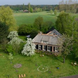 Rezonans, Hotel in Warnsveld