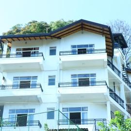 White House Bungalow Hatton: Hatton şehrinde bir otel