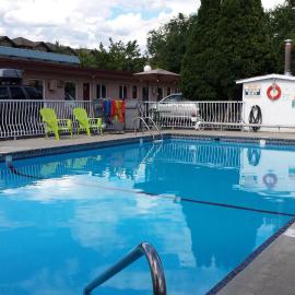 Swiss Sunset Inn, hotel a Penticton