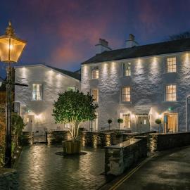 The White House - Off-Site Health Club & Spa 2 minute walk away, hotel in Bowness-on-Windermere