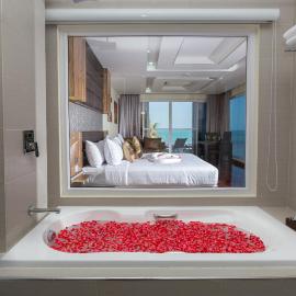 Royal Beach Boutique Resort & Spa Koh Samui, viešbutis Lamai Byče