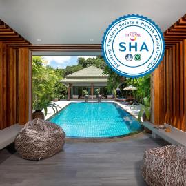 Karon Beach Pool Villa - Sha Extra Plus, hotel a Karon-parton