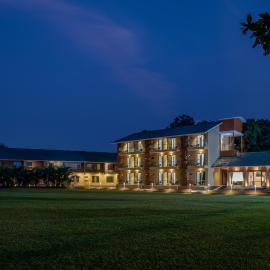 Paramount Riverfront Resort & Spa, Karjat, hotel di Karjat