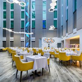 Atrium Hotel Heathrow, hotel di Hillingdon