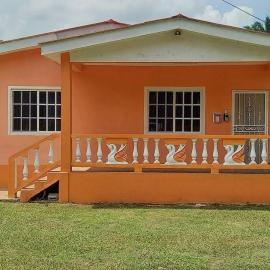 Royal Properties Link, Hotel in Crooked Tree