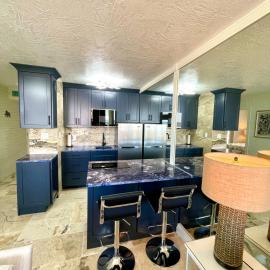 Sea Dreams - Beachside 1 bedroom at Symphony Beach, hotel in Ormond Beach
