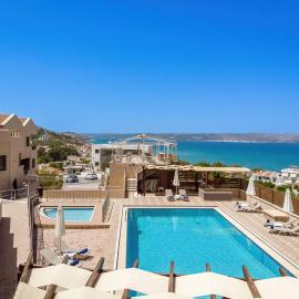 Sunrise Suites & Apartments, hotel a Kalyves