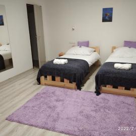 Penzion Tvrz Dub u Tábora, hotel in Ratibořské Hory