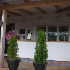 Majatalo & Ravintola Villa Emilia, hotel in Ypäjä