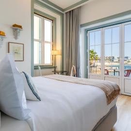 Westlight Cascais Chalet - Adults Only, отель в Кашкайше
