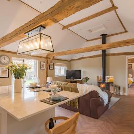Cart Lodge by Bloom Stays, hotel in Groombridge