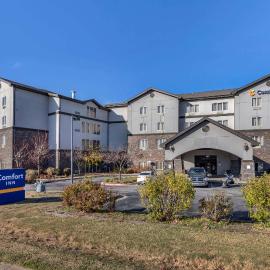 Comfort Inn Bentonville - Crystal Bridges、ベントンビルのホテル