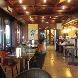 Hôtel Restaurant N 4, hotel di Martelange