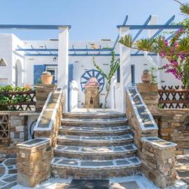 Θἔρως (Theros) house 1 - Agios Fokas、ティノス・タウンのホテル