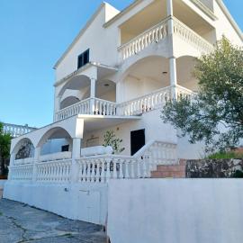 Apartments Sonja Sevid