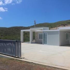 Casa Mar Azul cerca de la playa de Flamenco, hótel í Culebra