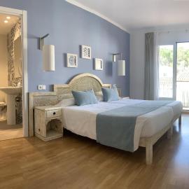 Hostal HPC Porto Colom, hotel i Puerto Colom