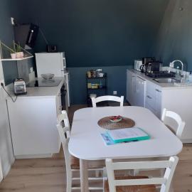 CHARMANT APPARTEMENT à 150 M des THERMES et du CENTRE VILLE