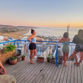 Kekai Surf House: Taghazout şehrinde bir otel