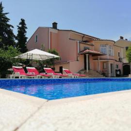 Giovanna Boutique Rooms & Pool, Hotel in Pula