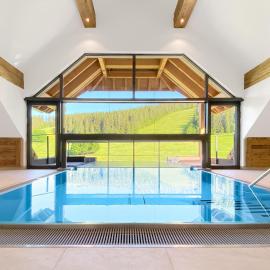 SCHWARZENBACH - Apartments & Rooftop Pool, hotel a Feldberg